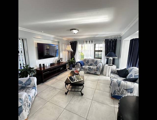 3 BEDROOM HOUSE FOR SALE IN REEBOK